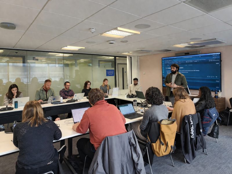 UK Human Functional Genomics Initiative Successfully Delivers National AI & Genomics Training Programme